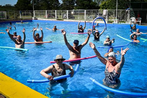 Los Adultos Mayores Comenzaron Con La Colonia De Verano En El Complejo