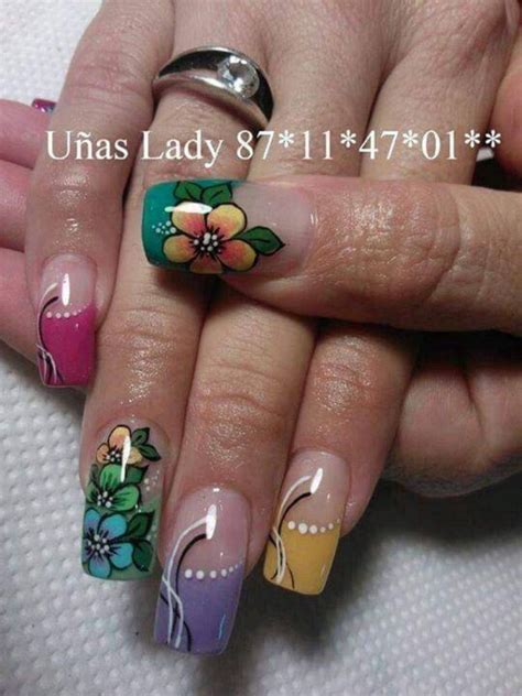 Pin By Maja Vipotnik On Pins By You In Nail Art Flower Nails