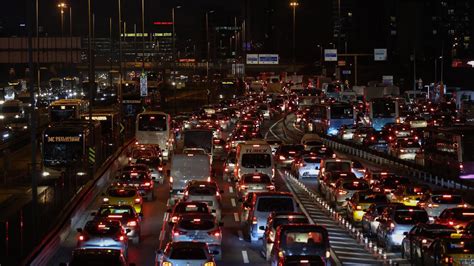 Stanbul Da Baz Yollar Pazar G N Trafi E Kapat Lacak Hangi Yollar