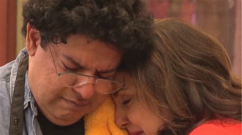fake sister supporting molester brother  fans  farah khan