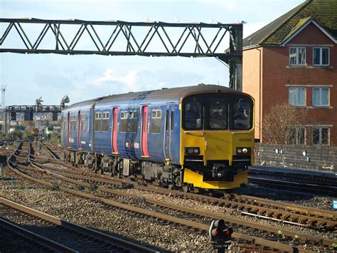 Great Western Railway Class 150 Sprinter 150102 Approaches Flickr