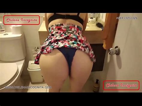 Primera vez que me orinan en la cara que vergüenza XVIDEOS