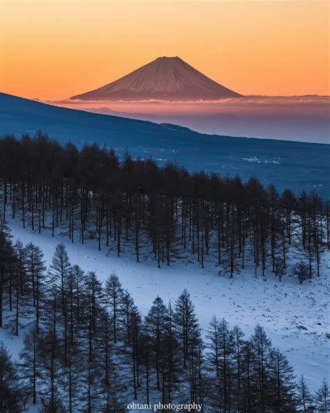 【長野・霧ヶ峰 ビーナスライン】ビーナスラインから見た朝日に照らされた富士山 大谷的な写真思考術