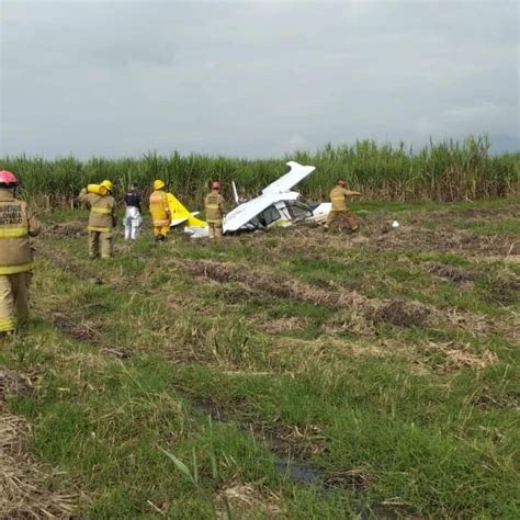 Lo último Avioneta Aterrizó De Emergencia Cerca De La Autopista Norte