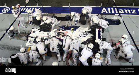 Formula 1 pit stop bmw hi-res stock photography and images - Alamy