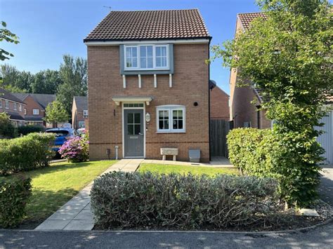 3 Bedroom Detached House For Sale In Bedeswell Close Maples Hebburn