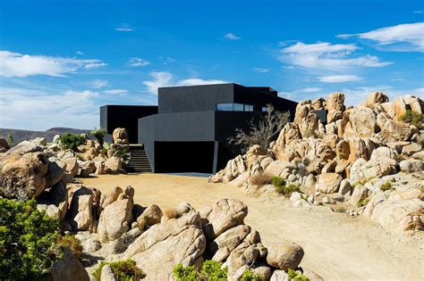 Gallery of Black Desert House / Oller & Pejic Architecture - 18