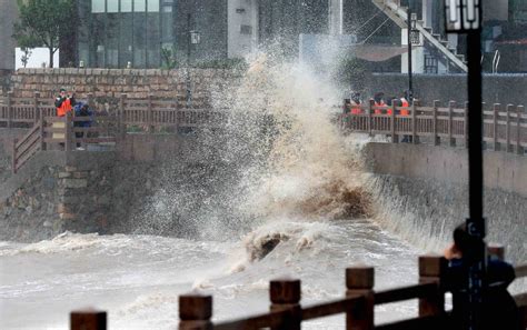 More Chinese Cities Brace For Typhoon As Muifa Makes Landfall