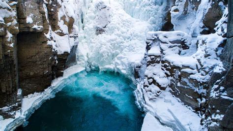 High Angle View Of A Frozen Waterfall Jasper Alberta Bing Gallery