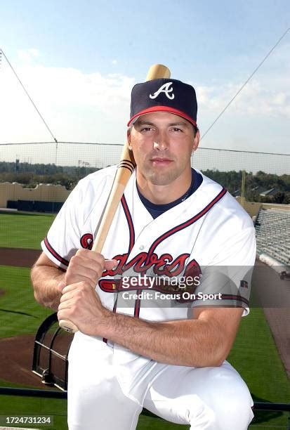 Atlanta Braves Mark Derosa Photos and Premium High Res Pictures - Getty Images