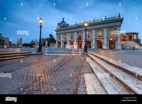 Gobierno de italia fotografías e imágenes de alta resolución Alamy