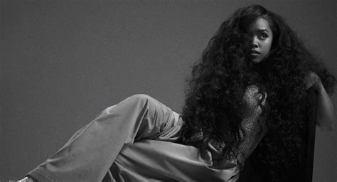 H.E.R. Drops Debut Album 'Back Of My Mind,' Calls It 'A Celebration Of ...