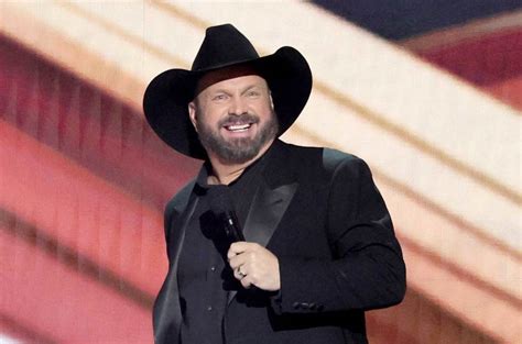 Garth Brooks Launches Country Radio Station With Tunein The Big 615