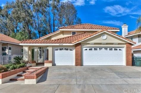 Real Estate And Homes For Sale 23 Homes Zillow Estate Homes Chino