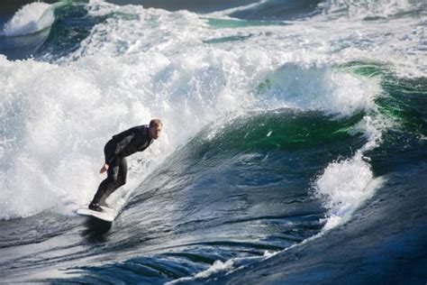 O Homem Que Surfou 100 Ondas No Rio