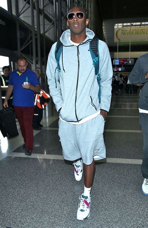 Kobe Bryant Wearing The Gym Red Nike Kobe 8 Pp Mamba Out Kobe