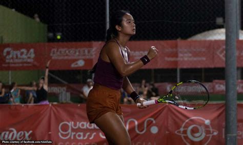 Filipina Tennis Star Alex Eala Abante Sa Palma Del Rio Quarters