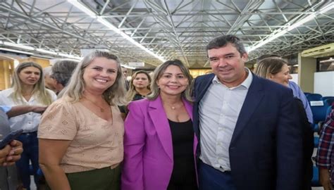 Prefeita Gerolina Anuncia Que Gua Clara Ser Contemplada Escola De