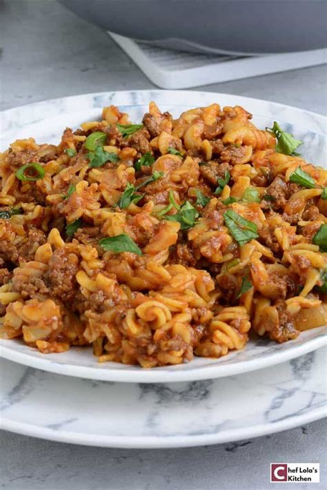 Easy One Pot Ground Beef Pasta Chef Lola S Kitchen