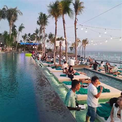 Atlas Beach Fest Bali Lokasi & Harga Menu Januari 2024 - Wisata Milenial | Beach club, Foto ...