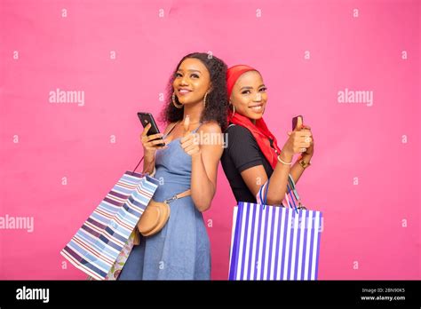 Belles Jeunes Filles Africaines Banque De Photographies Et Dimages à Haute Résolution Alamy