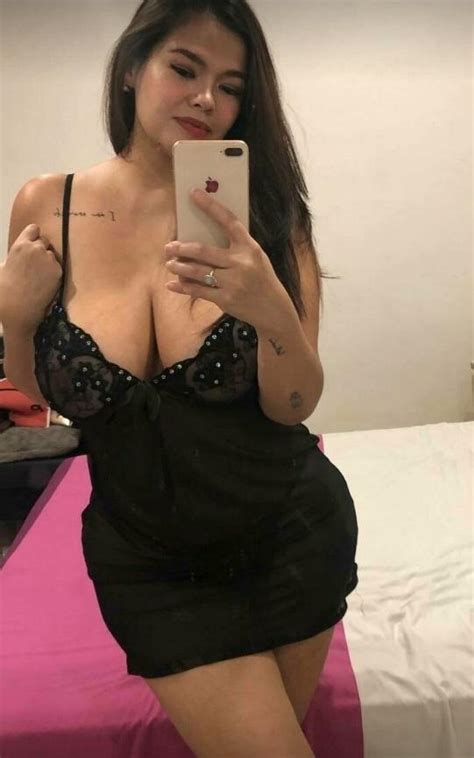 Being A Mid Size Woman Is Not A Flaw Its Getting Hot R Midsizewomen