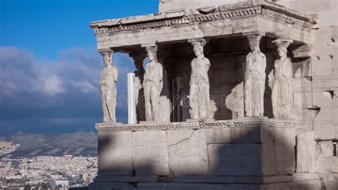 O Patamar Das Cariátides No Erechtheion Um Templo Do Grego Clássico No