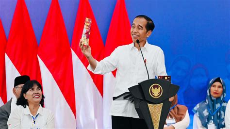 Presiden Jokowi Sektor Umkm Capai Terhadap Pdb Nasional