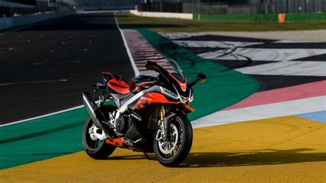 Aprilia RSV4 1100 Factory 2022 ราคา 1 149 999 บาท รถมอเตอรไซคสปอรต