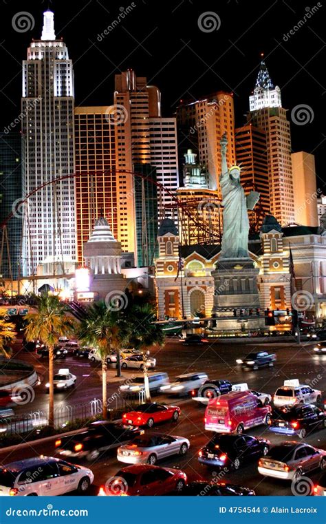 Hustle And Bustle Editorial Stock Image Image Of City 4754544