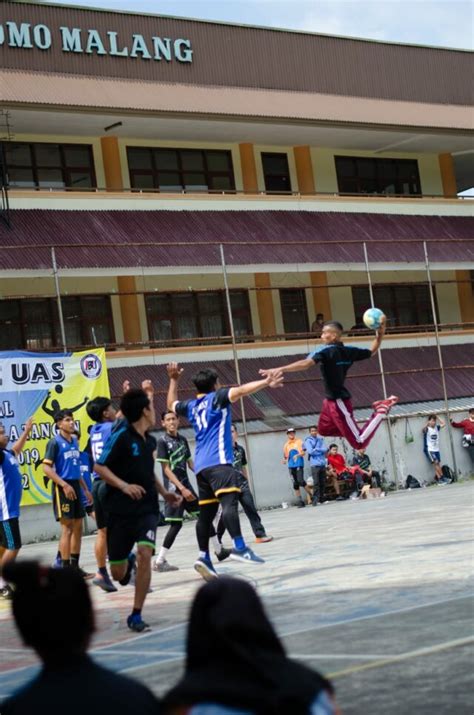 Uas Heppiee Festival Mata Kuliah Bola Voli Dan Bola Tangan Di Ajang