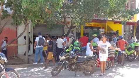 Hallan tres cuerpos sin vida en un local comercial de Pijiño del Carmen