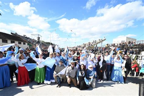 Festejos Del De Mayo M S De Mil Personas Disfrutaron De La Gran