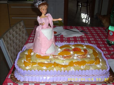 Dolci Delizie Torta Di Compleanno Alla Frutta Con Torta Barbie