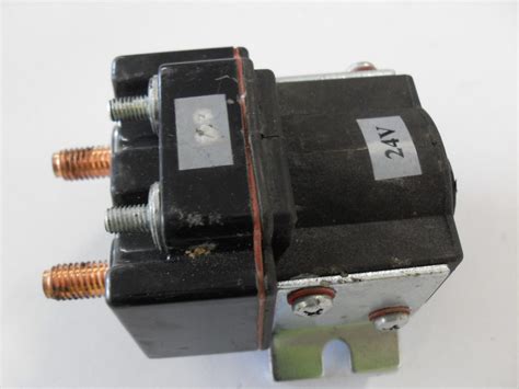 Dawbarn Black Square Solenoid Weightlifter Bodies Ltd