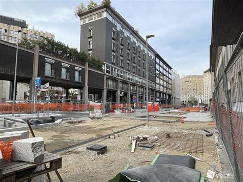 Milano San Babila M Riqualificazione Corso Europa I Primi Alberi