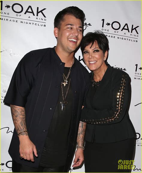 Kris Jenner Slams Rob Kardashian Rehab Reports Photo 3381017 Kris Jenner Rob Kardashian