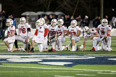 Big Nd Half Lifts Southington Over Fairfield Prep In Class Ll Football