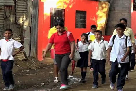 Mined Contin A Promoviendo La Matr Cula Escolar En Barrios De Managua