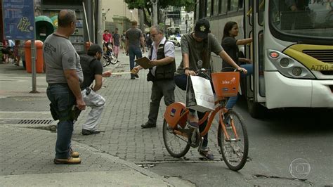 Polícia faz reconstituição de morte de ciclista em Botafogo RJ1 G1