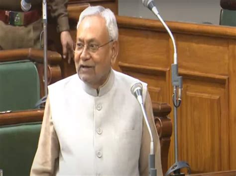 Nitish Kumar Says I Made Lalu Yadav Cm But He Wants To End Ebc Reservation नीतीश बोले मैंने