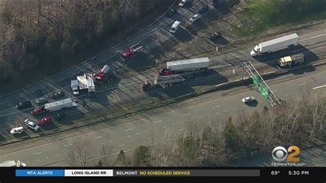 Tractor Trailer Crash Shuts Down Sb Nys Thruway Near Newburgh Youtube