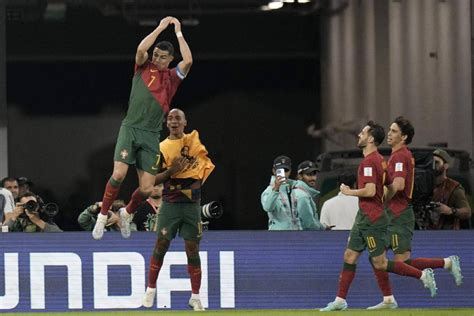 Ronaldo makes World Cup history, Portugal beats Ghana 3-2 | The Manila ...