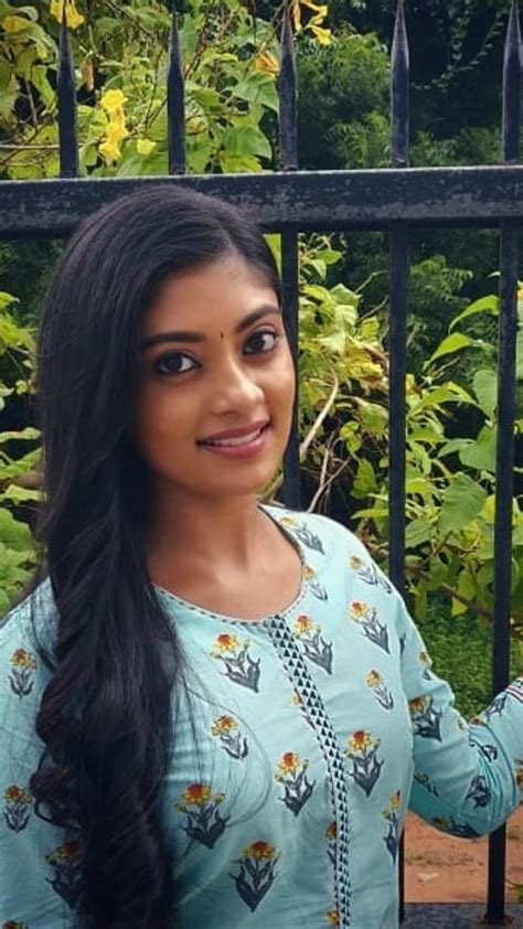 Ammu Abhirami Wallpapers Top Free Ammu Abhirami Backgrounds