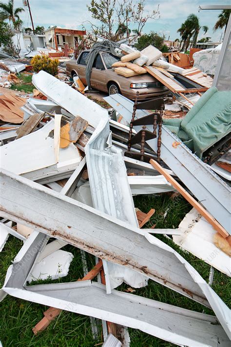 Mobile home damaged by Hurricane Charley, Florida, USA - Stock Image ...