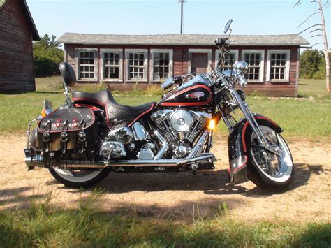 1998 Harley-Davidson® FLSTS Heritage Springer® (Black/Red), Greenville ...