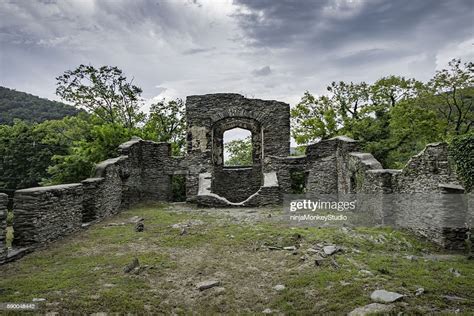 Church Ruins High-Res Stock Photo - Getty Images