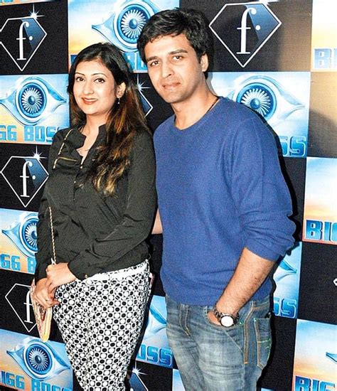 Tv Actress Juhi Parmar Finally Speaks On Her Divorce With Sachin Shroff