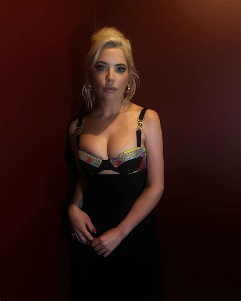 Ashley Benson Flaunts Her Tits In Deep Cleavage 20 Photos