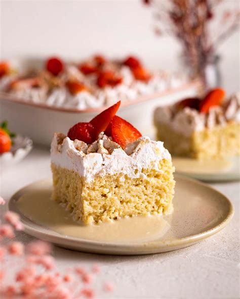 Tres Leches Cakes